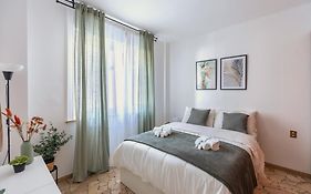 8 Min Dalla Metro Casa Elegante Con Netflix E Wifi